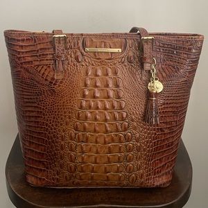 🍂Brahmin Asher Tote, Toasted Almond